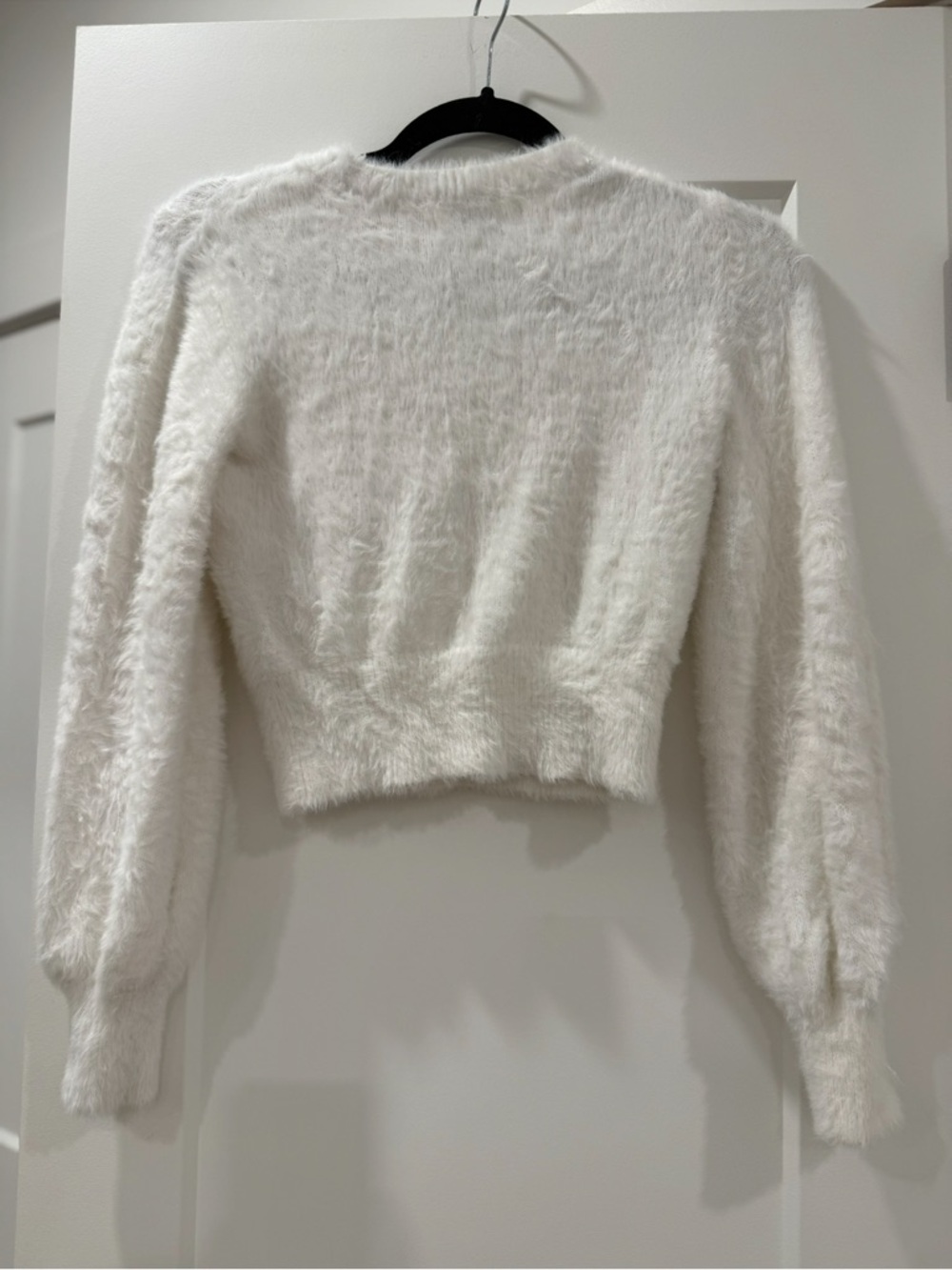 Sunday Best Aritzia Eyelash Cropped Sweater (w/ pulls) - Picture 3 of 9